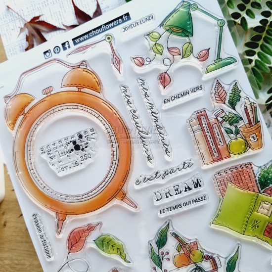 tampons clear le réveil de la collection L'Orée des bois pour les scrapbooking, l'artjournal et la carterie