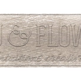 Crayon derwent drawing warm grey