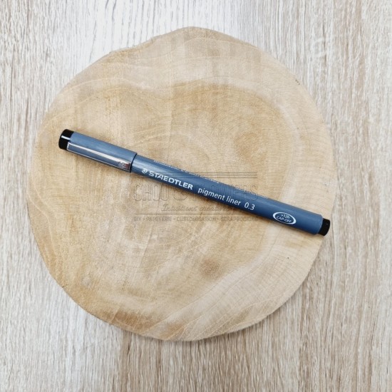Feutre noir staedtler piment liner