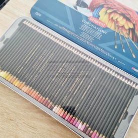 150 crayons chromaflow derwent