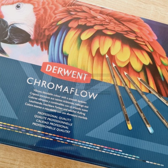150 crayons chromaflow derwent