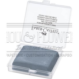 gomme mie de pain pour corriger et éclaircir