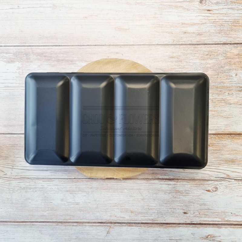 boîte pour ranger vos godets d'aquarelles