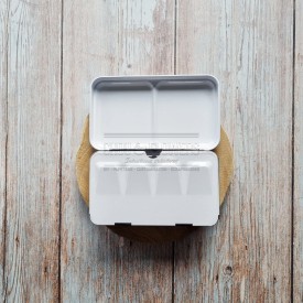 boîte pour ranger vos godets d'aquarelles